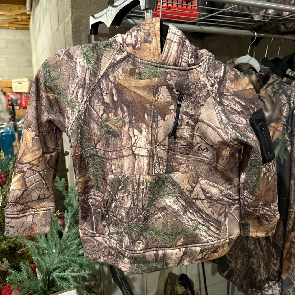 Realtree Black Polyester Blend Apparel